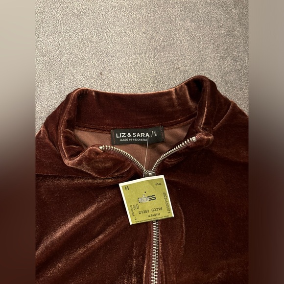 velvet jacket size large (seems small) - Picture 2 of 3